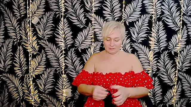 Snapshot of Olivia_playful chatting on 02.08.25 Olivia playful online show from 02.08.25