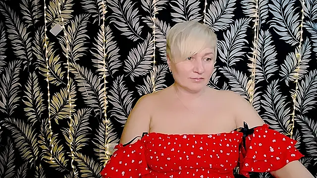 Snapshot of Olivia_playful chatting on 02.09.25 Olivia playful online show from 02.09.25