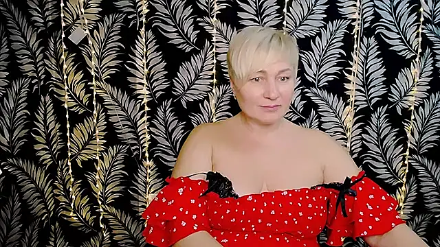 Snapshot of Olivia_playful chatting on 02.09.25 Olivia playful online show from 02.09.25