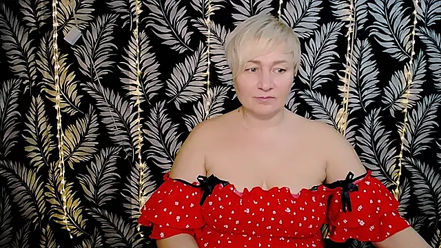 Snapshot of Olivia_playful chatting on 02.16.25 Olivia playful online show from 02.16.25