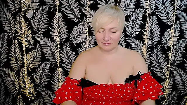 Snapshot of Olivia_playful chatting on 02.20.25 Olivia playful online show from 02.20.25