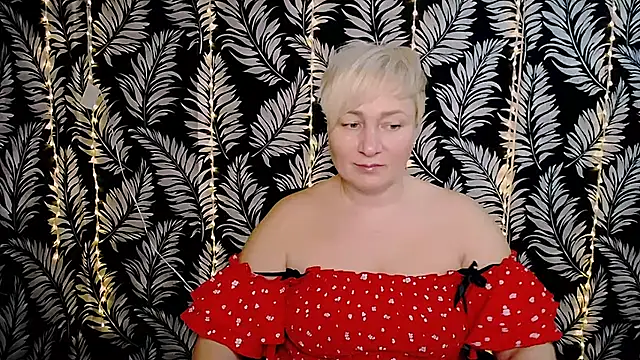 Snapshot of Olivia_playful chatting on 02.28.25 Olivia playful online show from 02.28.25