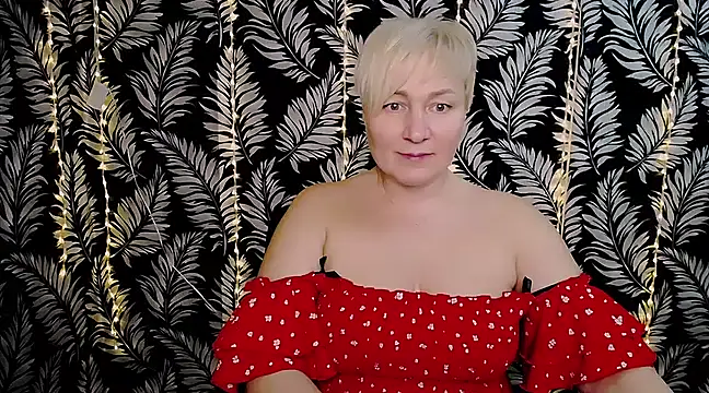 Snapshot of Olivia_playful chatting on 02.28.25 Olivia playful online show from 02.28.25