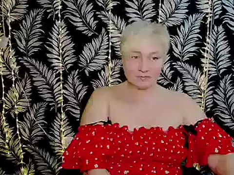 Snapshot of Olivia_playful chatting on 03.17.25 Olivia playful online show from 03.17.25