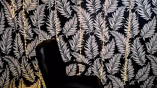 Snapshot of Olivia_playful chatting on 09.12.25 Olivia playful online show from 09.12.25