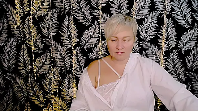 Snapshot of Olivia_playful chatting on 09.14.25 Olivia playful online show from 09.14.25