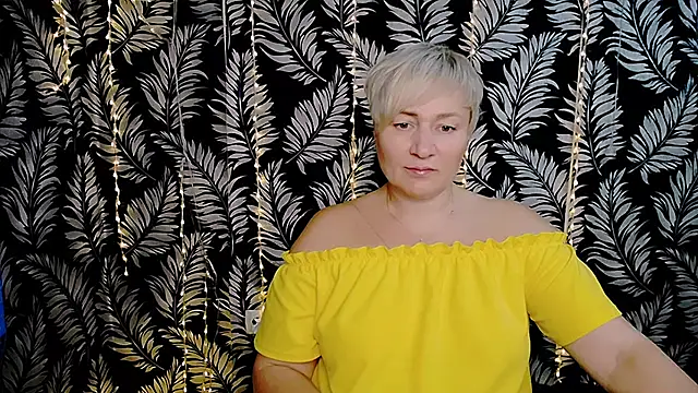 Snapshot of Olivia_playful chatting on 09.15.25 Olivia playful online show from 09.15.25