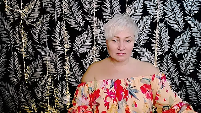 Snapshot of Olivia_playful chatting on 12.05.25 Olivia playful online show from 12.05.25