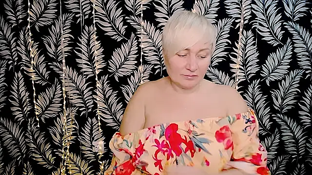 Olivia playful online show from 02.02.26