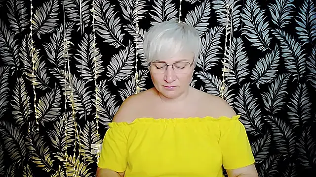 Olivia playful online show from 07.04.26