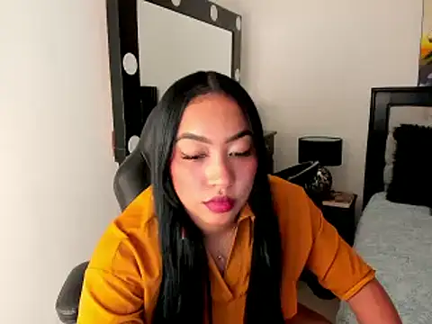 brunetenikole02 online show from 02.16.25