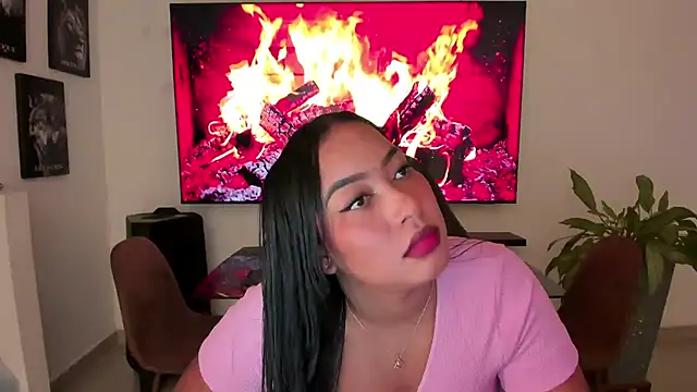 brunetenikole02 online show from 10.25.25