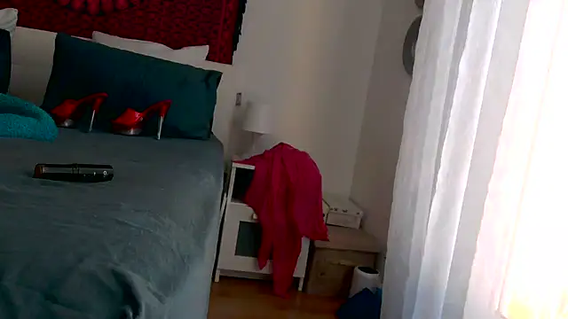 sexynini83 online show from 06.18.26