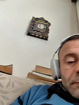 Snapshot of muscularsexy chatting on 11.08.25 muscularsexy online show from 11.08.25