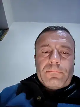 Snapshot of muscularsexy chatting on 11.10.25 muscularsexy online show from 11.10.25