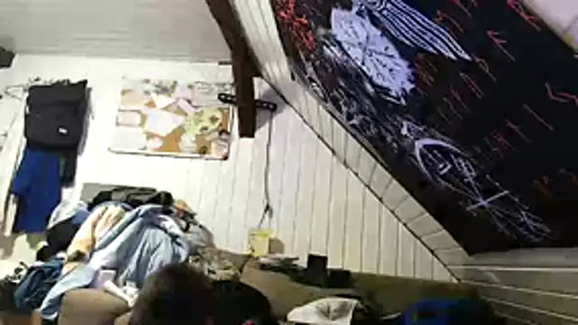 Snapshot of Youngtimer_1997 chatting on 01.15.26 Youngtimer 1997 online show from 01.15.26