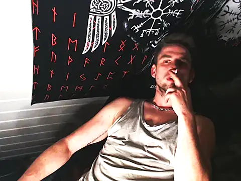 Snapshot of Youngtimer_1997 chatting on 03.24.26 Youngtimer 1997 online show from 03.24.26