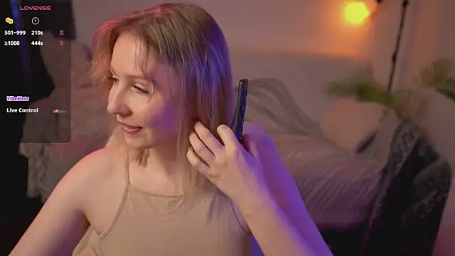  Killer Smile  online show from 01.29.25