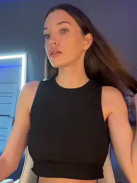 julia fly online show from 12.20.24