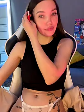 julia fly online show from 09.18.25