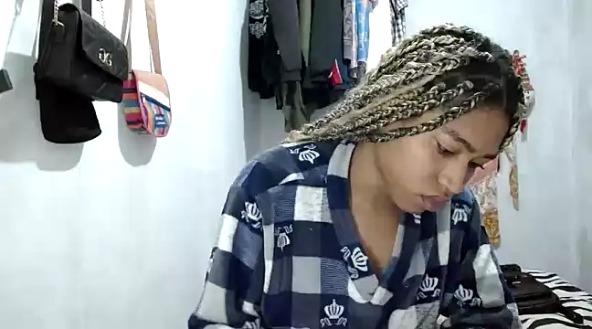 angelamarie1 online show from 02.05.25