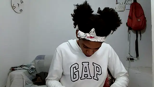 angelamarie1 online show from 11.06.25