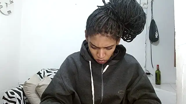 angelamarie1 online show from 05.13.26