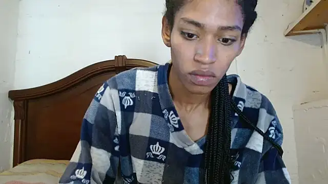 Snapshot of angelamarie1 chatting on 07.02.26 angelamarie1 online show from 07.02.26