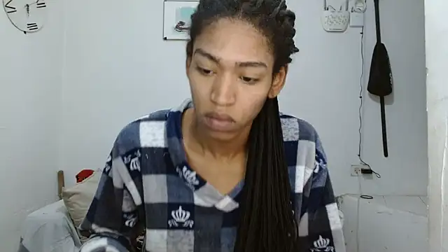 Snapshot of angelamarie1 chatting on 07.15.26 angelamarie1 online show from 07.15.26