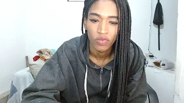 Snapshot of angelamarie1 chatting on 07.16.26 angelamarie1 online show from 07.16.26