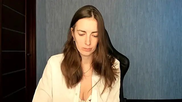 Sabrina Mur online show from 12.15.25