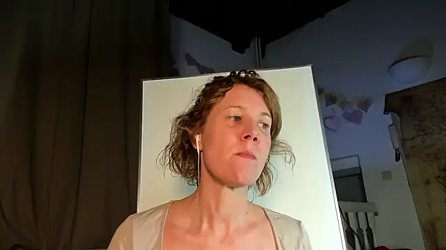 Lola Belgium online show from 03.08.25