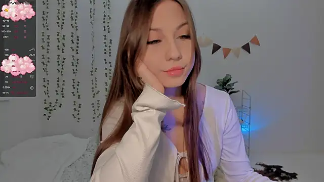 Snapshot of Mary_tiim chatting on 12.23.24 Mary tiim online show from 12.23.24