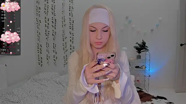 Snapshot of Mary_tiim chatting on 01.23.25 Mary tiim online show from 01.23.25