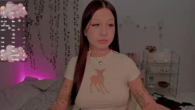 Snapshot of Mary_tiim chatting on 11.22.25 Mary tiim online show from 11.22.25