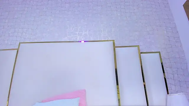 paola rodriguez online show from 10.06.25