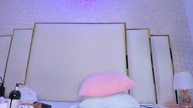 paola rodriguez online show from 04.28.26