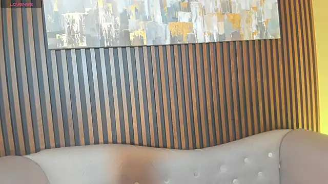 LauraAristizabal online show from 10.18.25