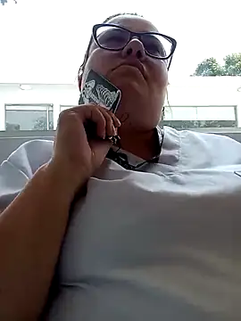 foxbell lt online show from 02.15.25