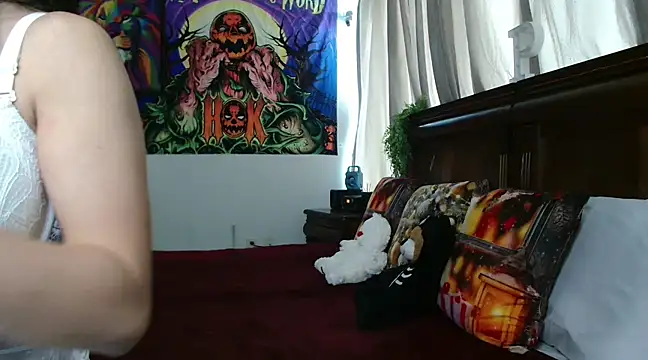 MINI Petite online show from 03.05.25