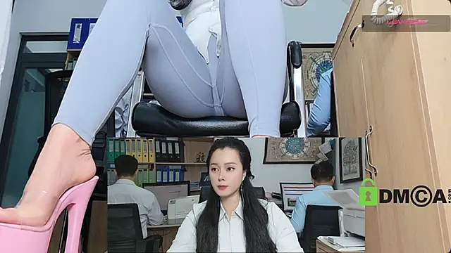 Snapshot of Sime_Naughty chatting on 07.05.26 Sime Naughty online show from 07.05.26