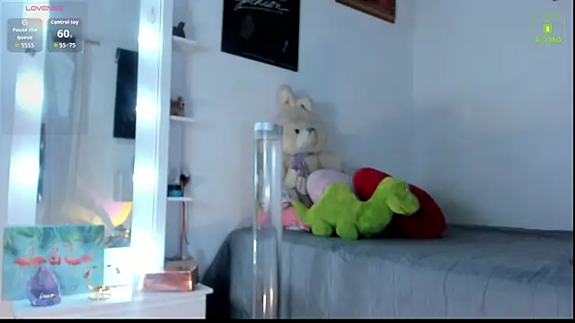 miaa-lee online show from 11.22.25