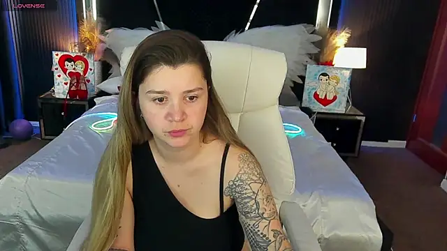 AmellyMilly online show from 03.15.26