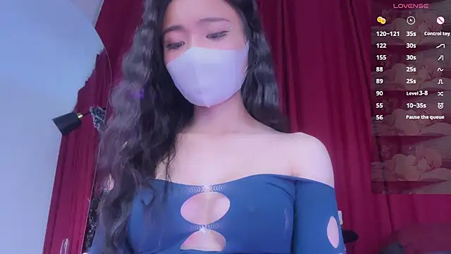 Snapshot of alaia-EDP chatting on 12.24.24 alaia-EDP online show from 12.24.24