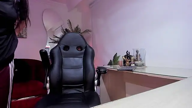 Meghan320 online show from 02.10.26