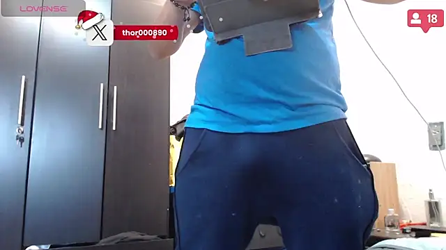 Snapshot of thor000089 chatting on 12.13.24 thor000089 online show from 12.13.24