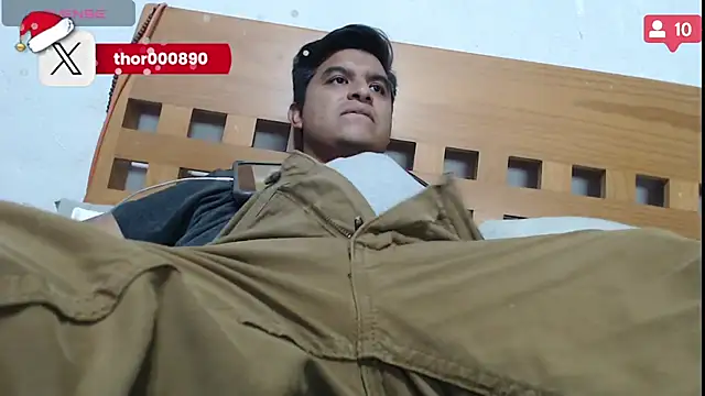 Snapshot of thor000089 chatting on 01.06.25 thor000089 online show from 01.06.25