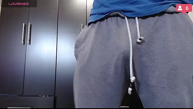 Snapshot of thor000089 chatting on 01.10.25 thor000089 online show from 01.10.25