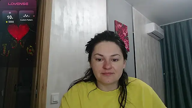 Stacy Davice online show from 10.03.25