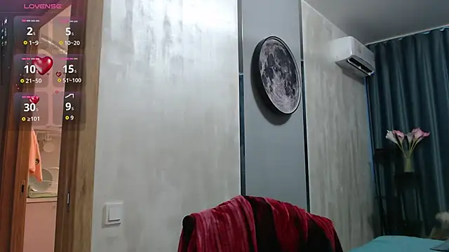 Stacy Davice online show from 06.10.26